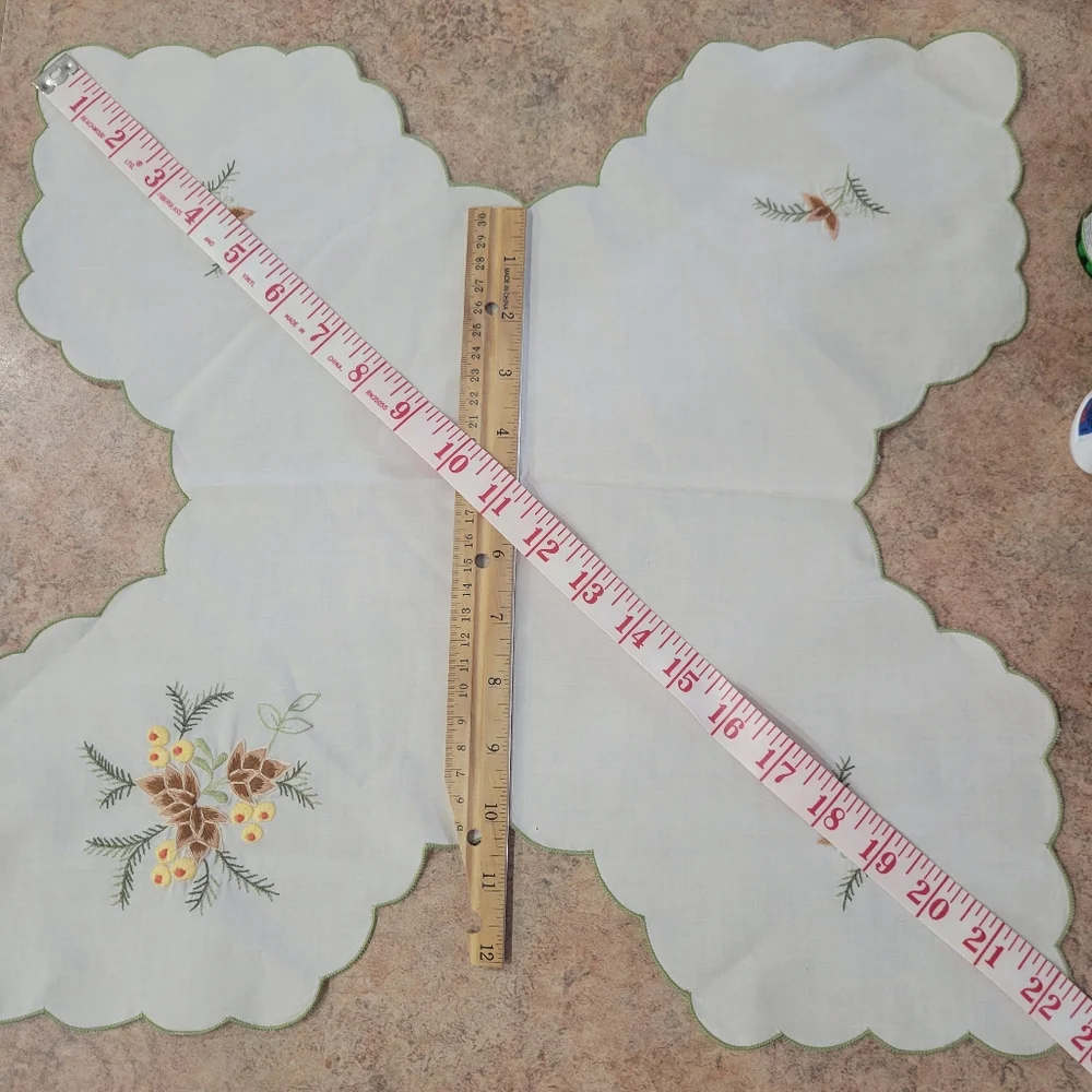 Vintage Table Linen Dresser Scarf ~ Embroidered Foliage~ Pinecones Berries